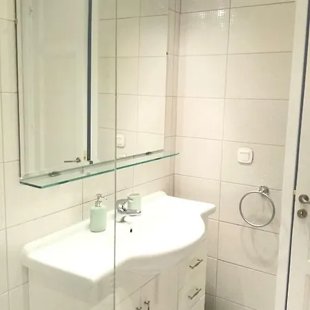 Spacious & Sunny Kolonaki Apt 5 Mins Metro/Acx3/1.5 Bt Афины Экстерьер фото