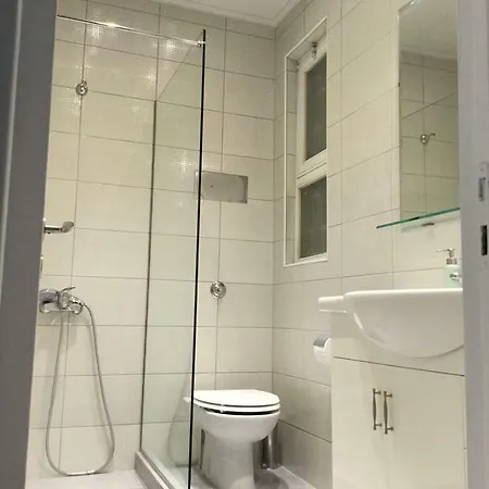 Spacious & Sunny Kolonaki Apt 5 Mins Metro/Acx3/1.5 Bt Афины Экстерьер фото